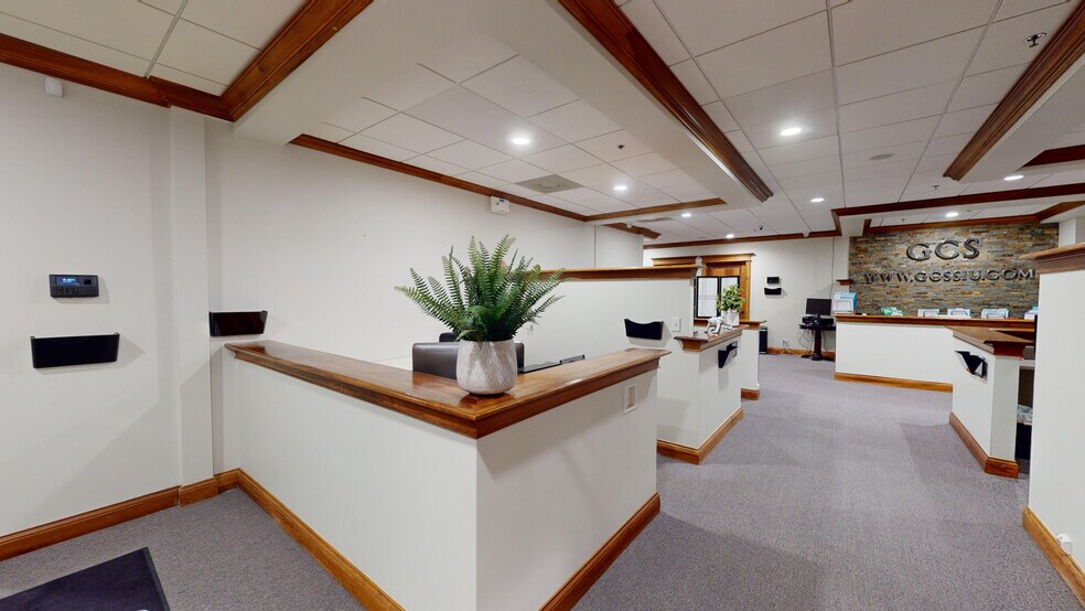 More Photos Of 40W320 Lafox Rd, St Charles Loft Creative Space For Sale