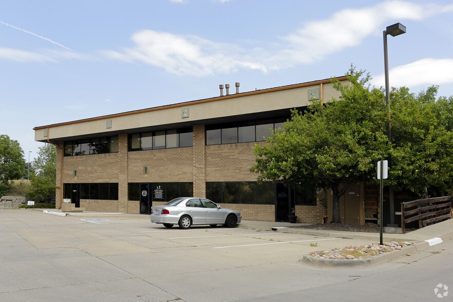 More Photos Of 1001 S Perry St, Castle Rock Medical For Sale