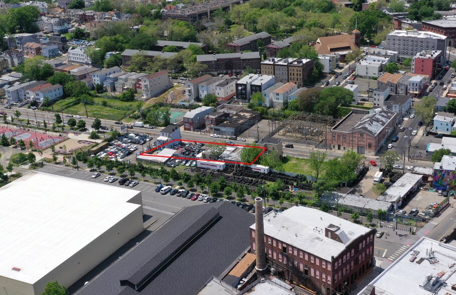 More Photos Of 1040 Garfield Ave, Jersey City General Retail For Sale