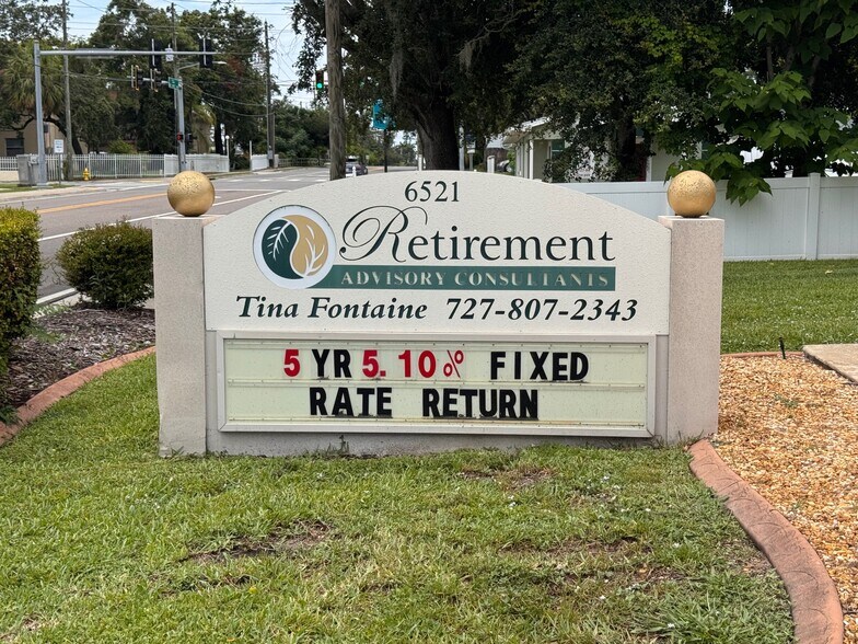 More Photos Of 6521 Main St, New Port Richey Office For Sale