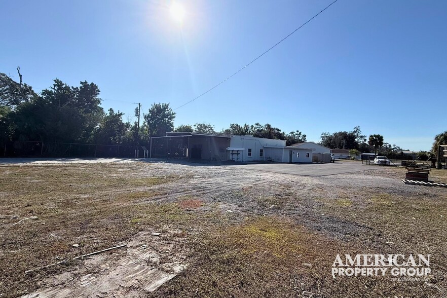 More Photos Of 4106 US Highway 41 N, Palmetto Warehouse For Sale