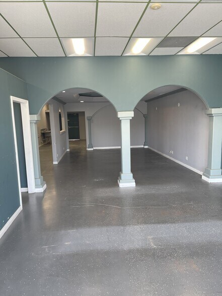 More Photos Of 1851 N Gaffey St, San Pedro Storefront For Lease