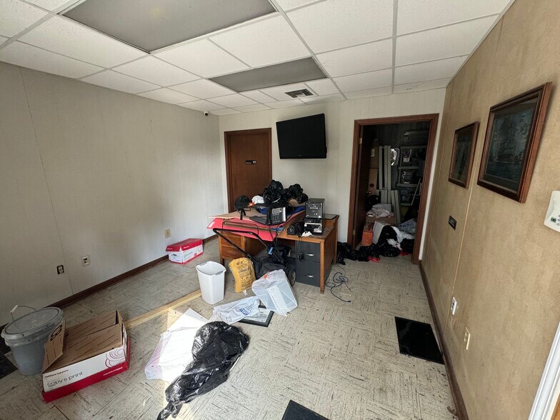 More Photos Of 145 Agnes St, Houma Office Residential For Sale