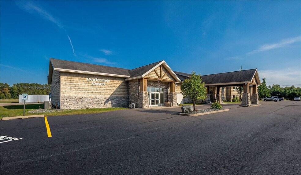 More Photos Of 1738 Comfort Dr, Tomahawk Hotel For Sale