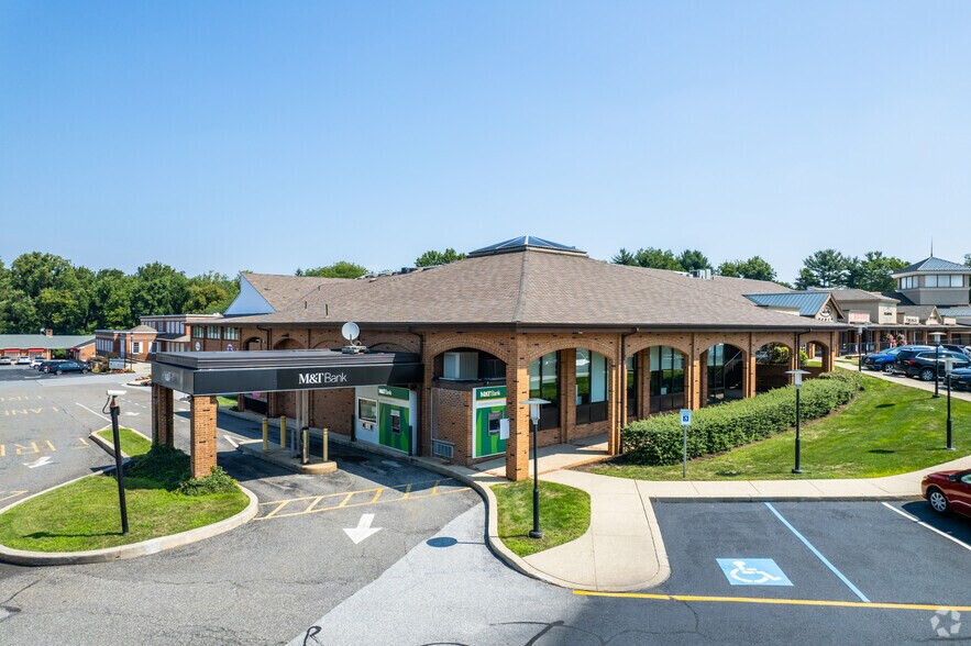 More Photos Of 3801 Kennett Pike, Greenville Unknown For Lease