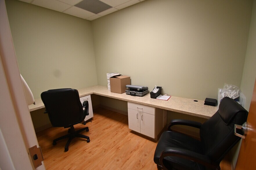 More Photos Of 5115 Palafox St, Pensacola Freestanding For Lease