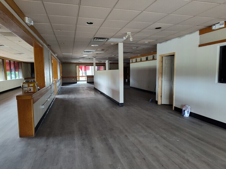 More Photos Of 6951 NC-4, Battleboro General Retail For Sale