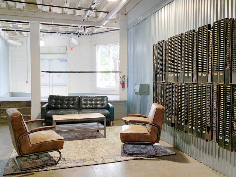 More Photos Of 816 Camaron St, San Antonio Office For Lease