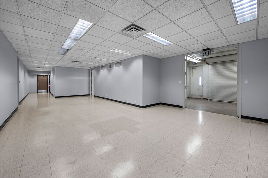 More Photos Of 787 Valley Ct, Grand Junction Office For Lease