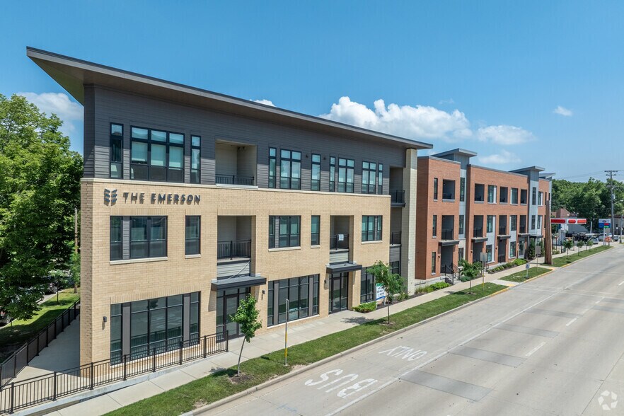 More Photos Of 1121 S Park St, Madison Apartments For Lease
