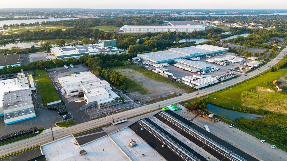 More Photos Of 9191 River Rd, Pennsauken Land For Lease