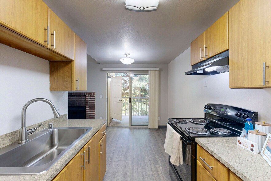 More Photos Of 9896 Enterprise Ln NW, Silverdale Apartments For Sale