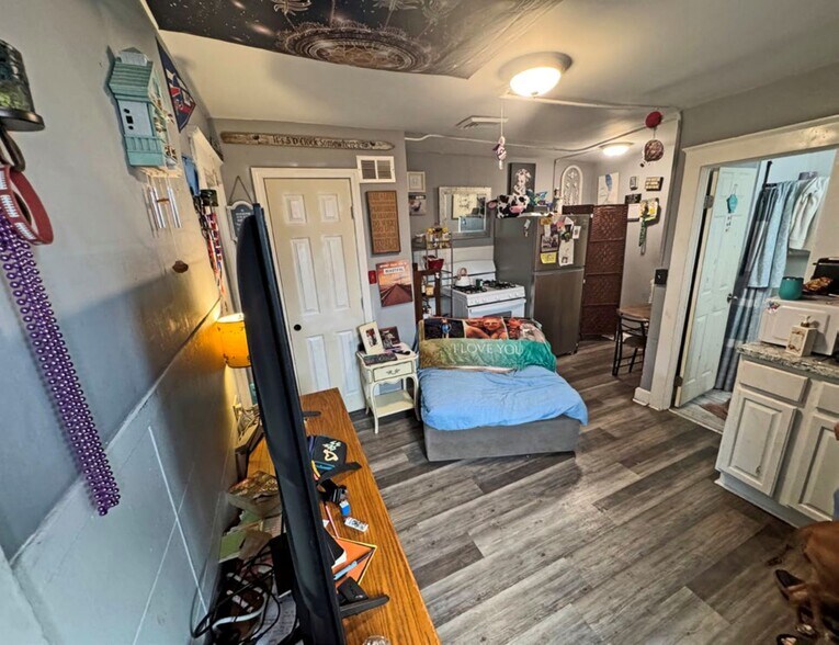 More Photos Of 220 Main St, Terryville Apartments For Sale
