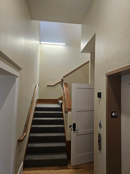 More Photos Of 2 S Main St, Coalville Loft Creative Space For Sale