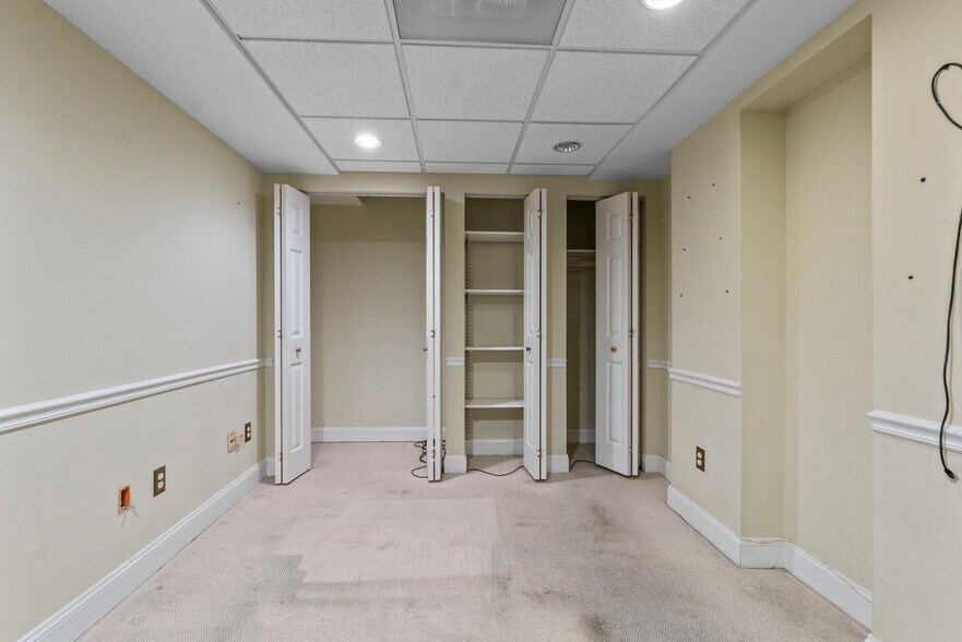 More Photos Of , Baltimore Office For Sale