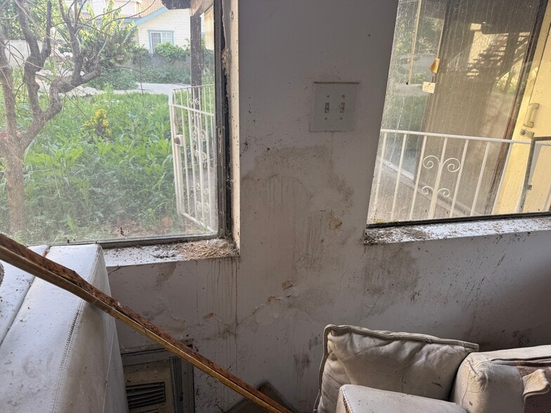 More Photos Of 904 N 1st St, Alhambra Apartments For Sale