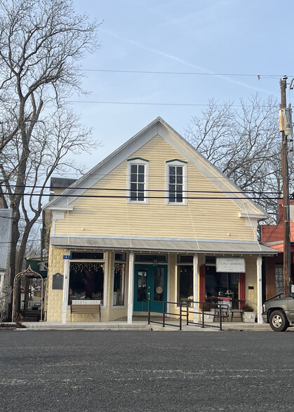 Primary Photo Of 107 N Washington St, Fayetteville Storefront Retail Office For Sale