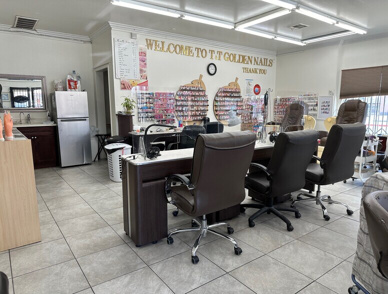 More Photos Of 4376 S Western Ave, Los Angeles Storefront Retail Office For Lease