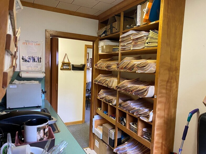 More Photos Of 12 Walnut St, Towanda Office For Sale