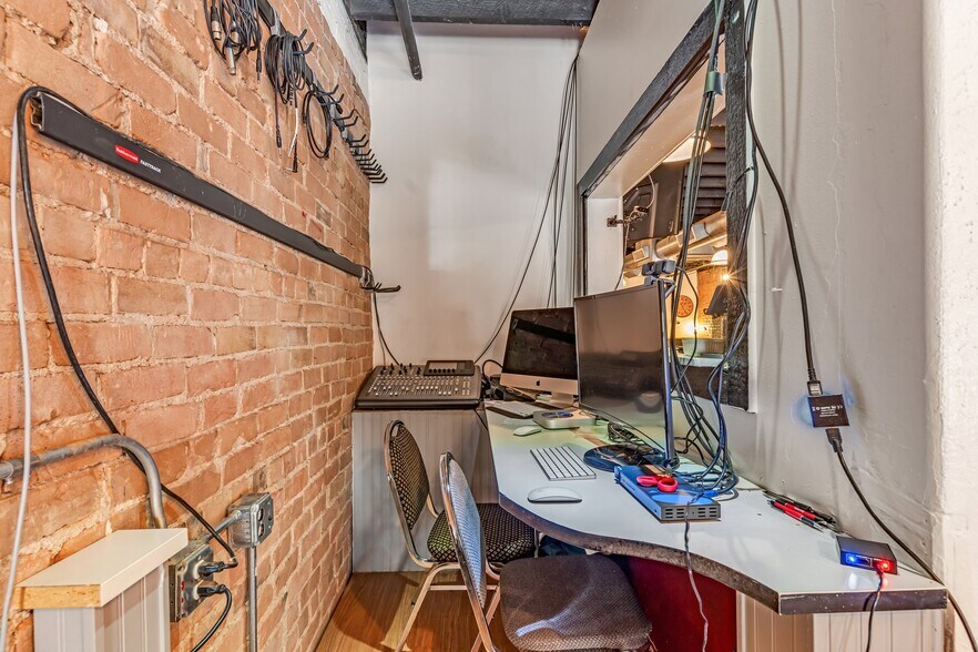 More Photos Of 224 S Union Ave, Pueblo Restaurant For Sale