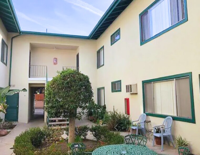 More Photos Of 4300 Tujunga Ave, Studio City Apartments For Sale