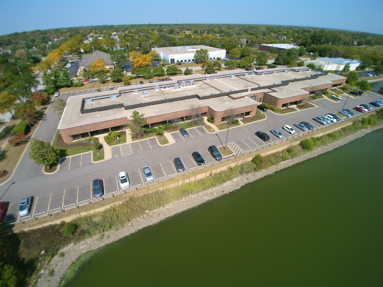 Primary Photo Of 3930 N Ventura Dr, Arlington Heights Research And Development For Lease