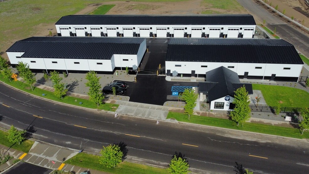 More Photos Of 1551 S Deer Heights Rd, Spokane Warehouse For Sale