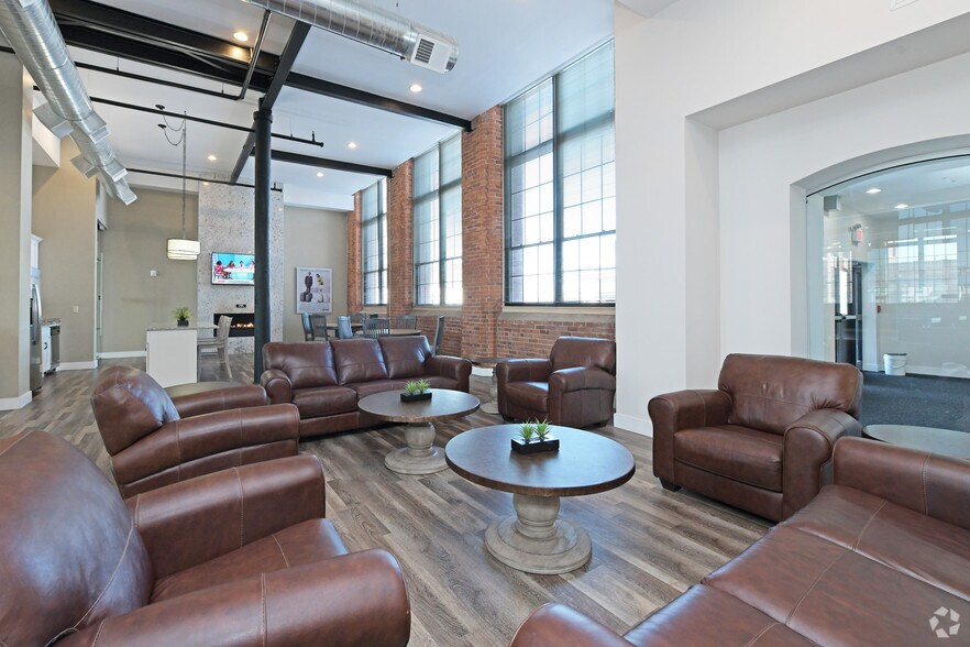 More Photos Of 99 Main St, Warren Apartments For Lease