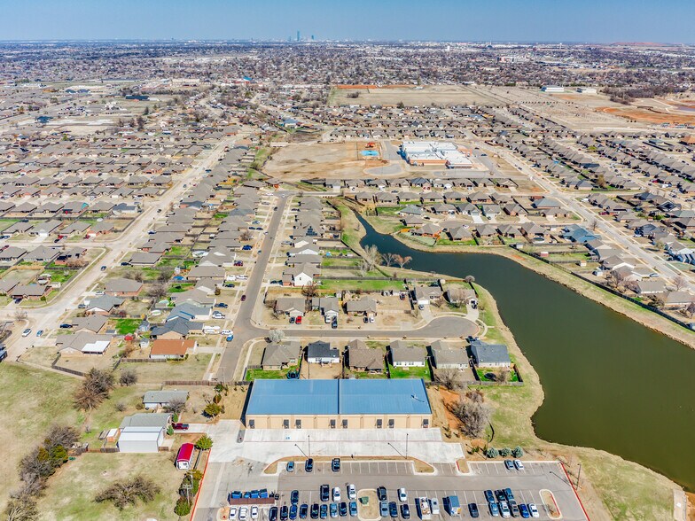 839 SW 19th St, Moore, OK 73160 Industrial For Lease