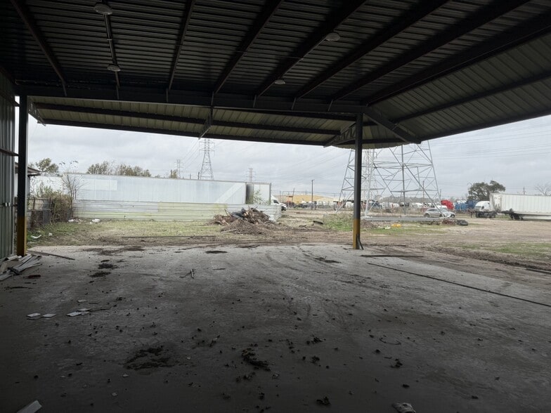 More Photos Of 4414 Oates Rd, Houston Land For Lease