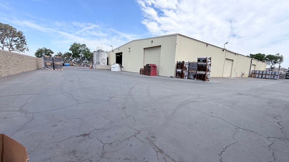 More Photos Of 3070 Myers St, Riverside Warehouse For Sale