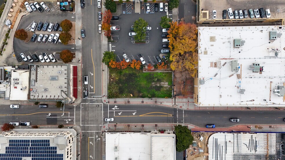 More Photos Of 1005 1st St, Napa Land For Lease