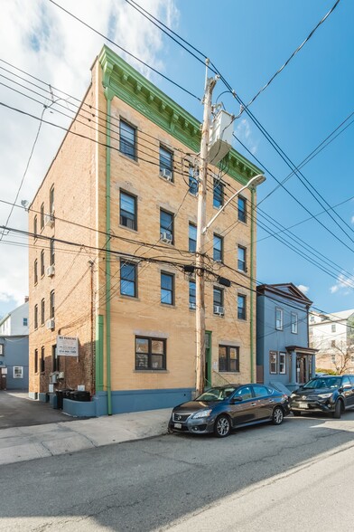More Photos Of 536 N High St, Mount Vernon Apartments For Sale
