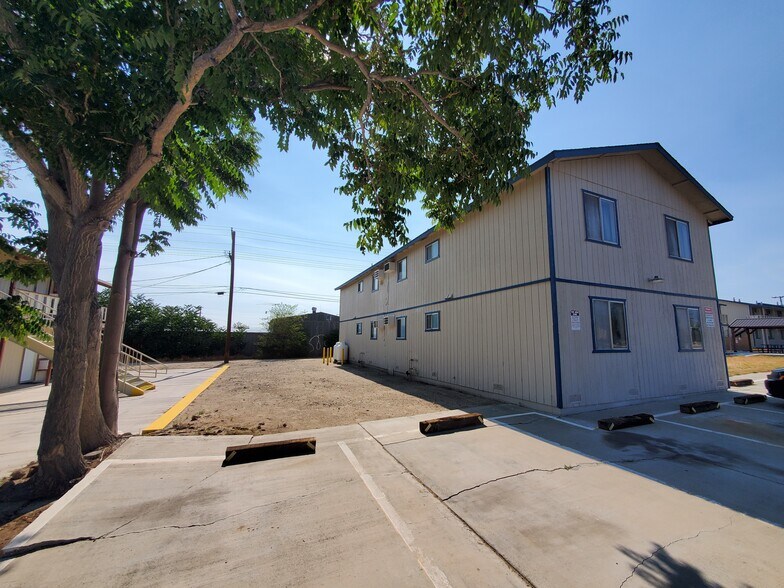 More Photos Of 420-470 H St, Hawthorne Apartments For Sale