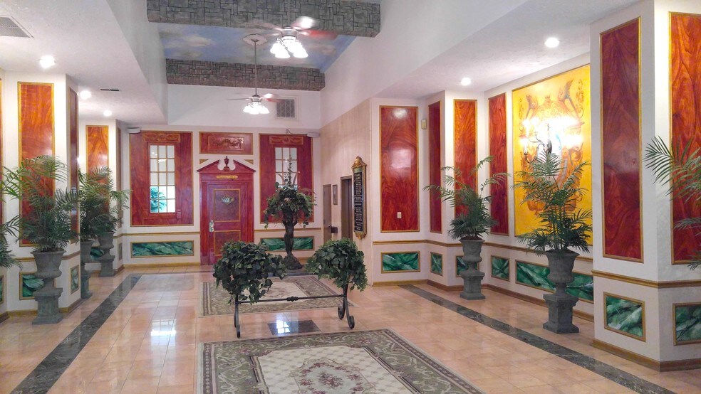 More Photos Of 1108 Olive St, Saint Louis Office For Sale