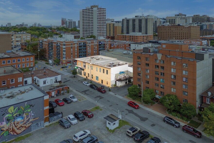 More Photos Of 359-363 Bank St, Ottawa Storefront Retail Office For Sale