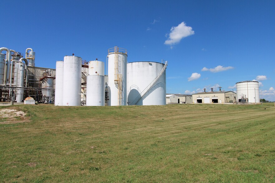 More Photos Of 6059 159th St, Galva Food Processing For Sale