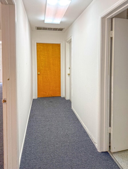 More Photos Of 2437 Durant Ave, Berkeley Storefront For Lease