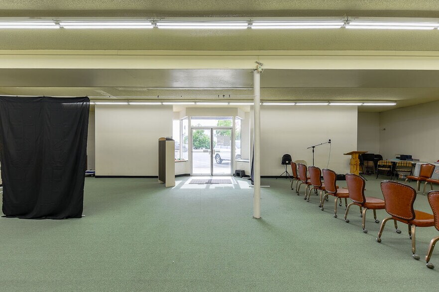 More Photos Of 535 Pine St, Potlatch Storefront Retail Office For Sale