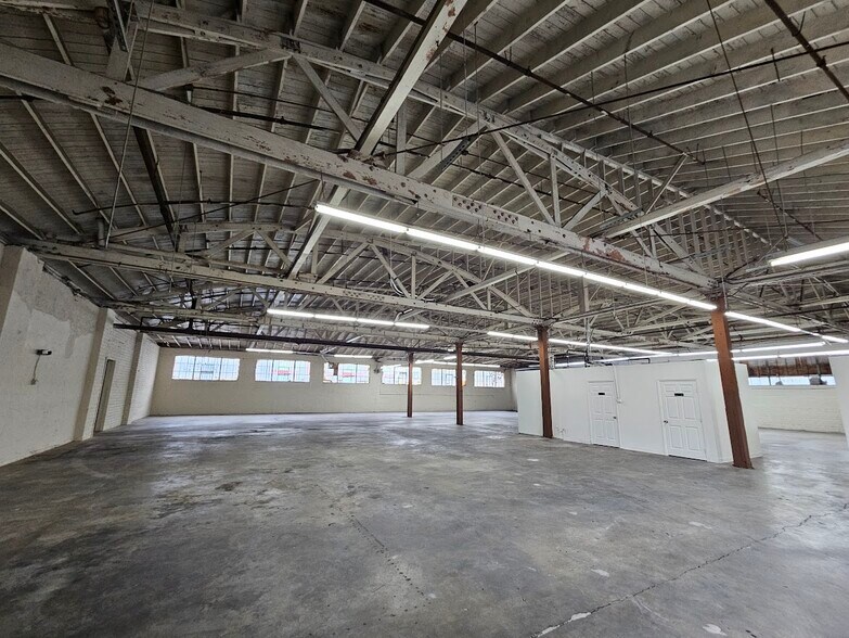 More Photos Of 3053 E 11th St, Los Angeles Industrial For Lease
