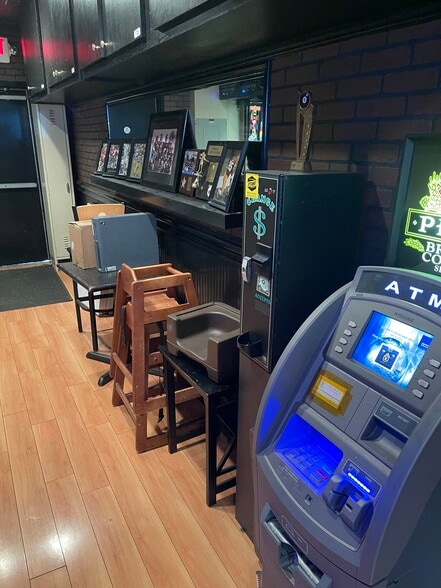 More Photos Of 42882 Truro Parish Dr, Ashburn Storefront For Sale