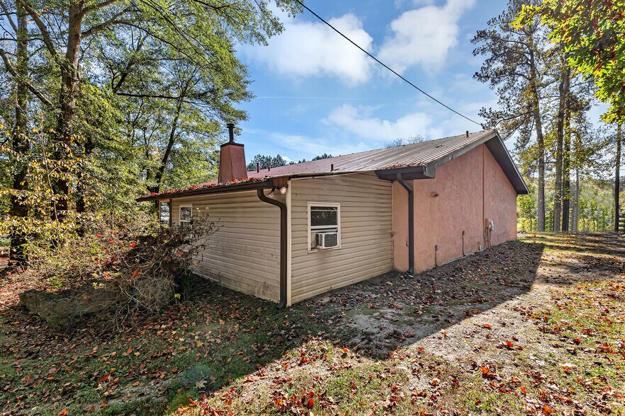 More Photos Of 5575 Milam Rd, Fairburn Medical For Lease