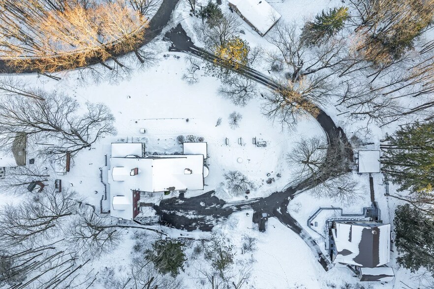 More Photos Of 6 Westridge Rd, Cooperstown Hospitality For Sale