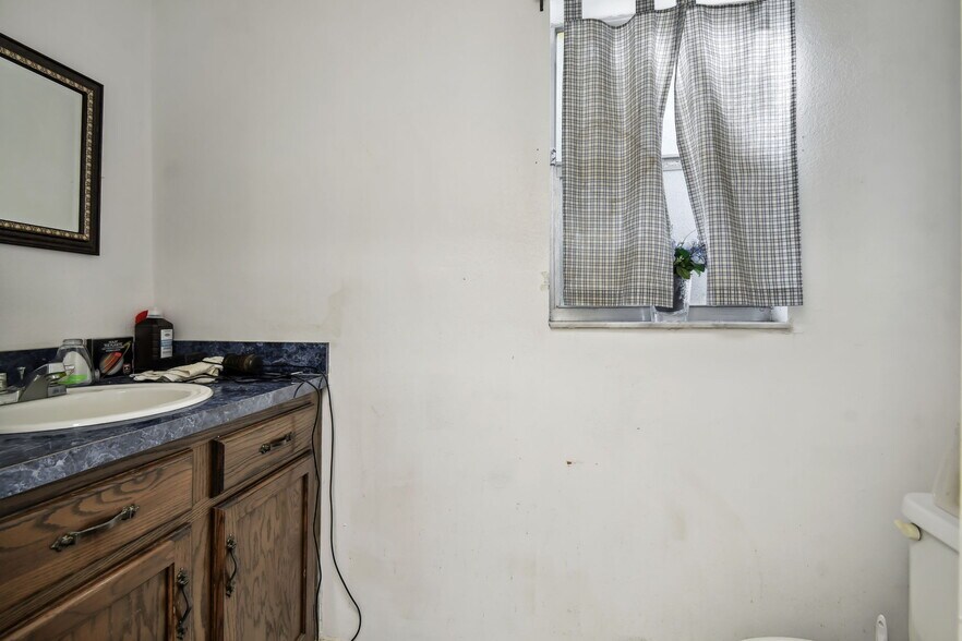 More Photos Of 10129 Little Rd, New Port Richey Medical For Sale