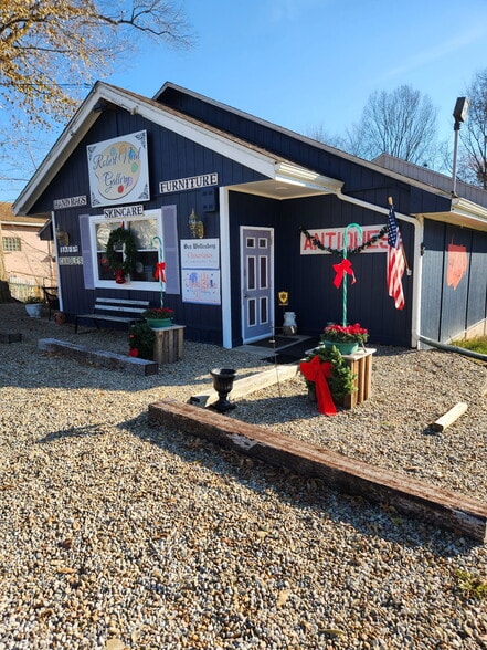 More Photos Of 3120 Wadsworth Rd, Norton Storefront Retail Office For Sale