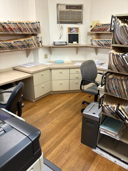 More Photos Of 137 Livingston Ave, New Brunswick Office Residential For Sale