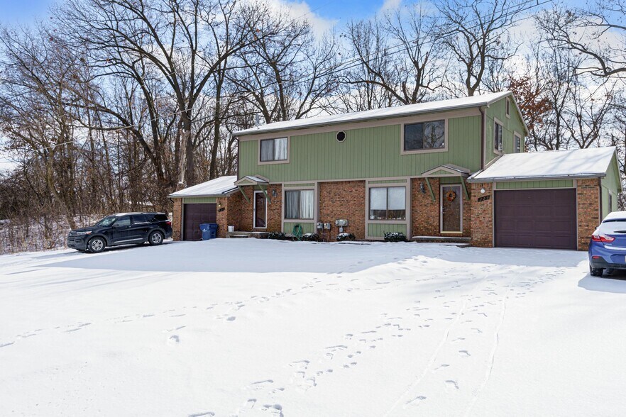 More Photos Of 229 Summit Rdg, White Lake Apartments For Sale