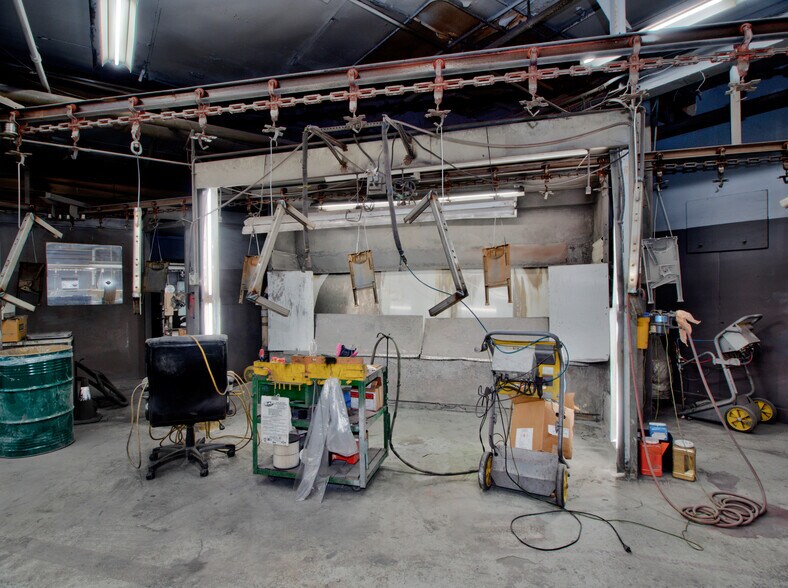 More Photos Of 56 Clarendon Ave, Kingston Warehouse For Sale