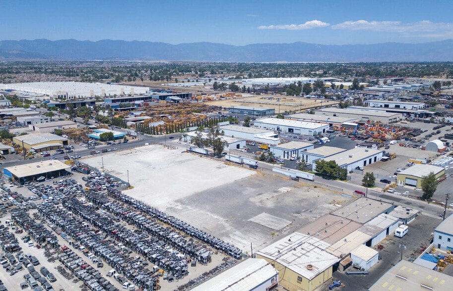 More Photos Of 15363 Arrow Blvd, Fontana Land For Lease