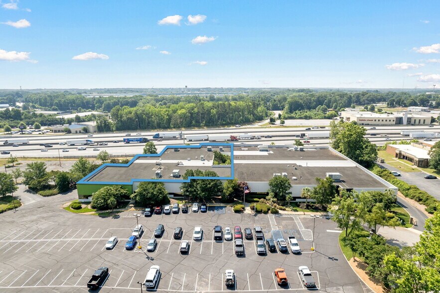 More Photos Of 6000-6040 Ponders Ct, Greenville Office For Lease